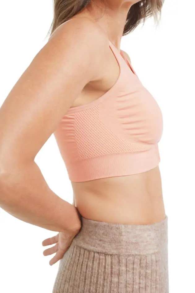 Under bust and side mesh ventilation keeps you cool