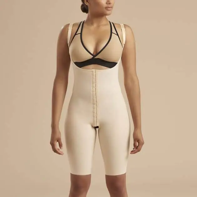 Adjustable front three row hook and eye closure